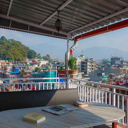 Lotus Apartment Pokhara Exterior foto
