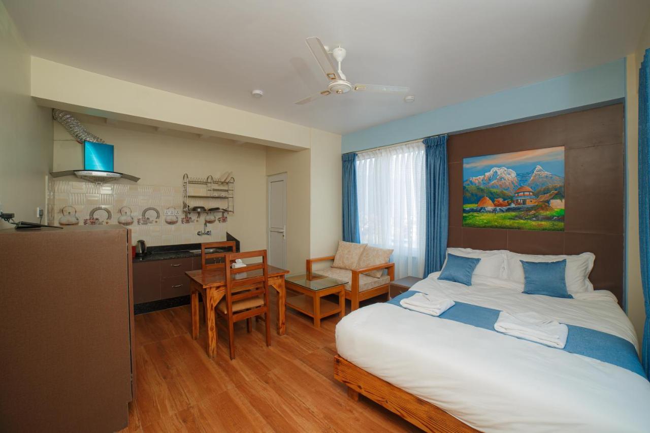 Lotus Apartment Pokhara Exterior foto