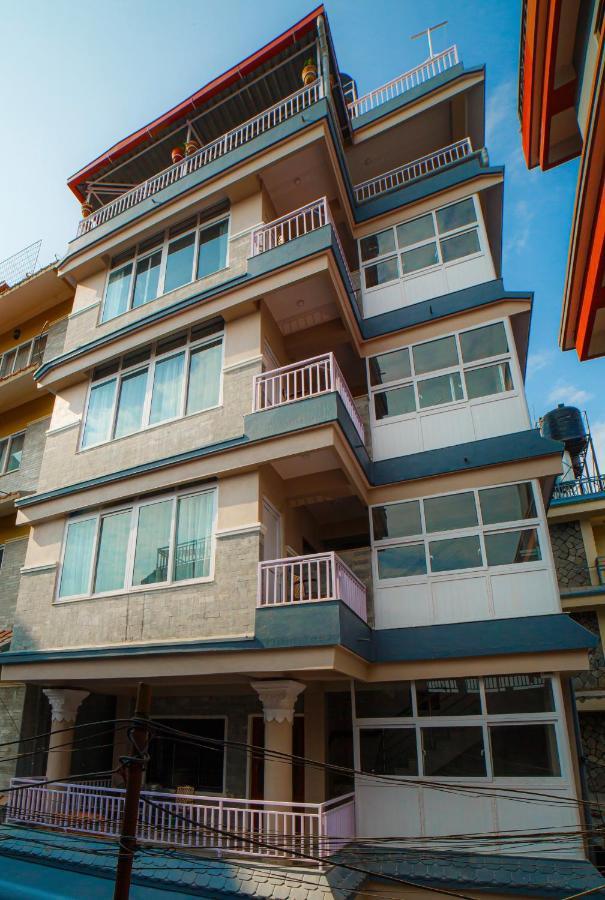 Lotus Apartment Pokhara Exterior foto